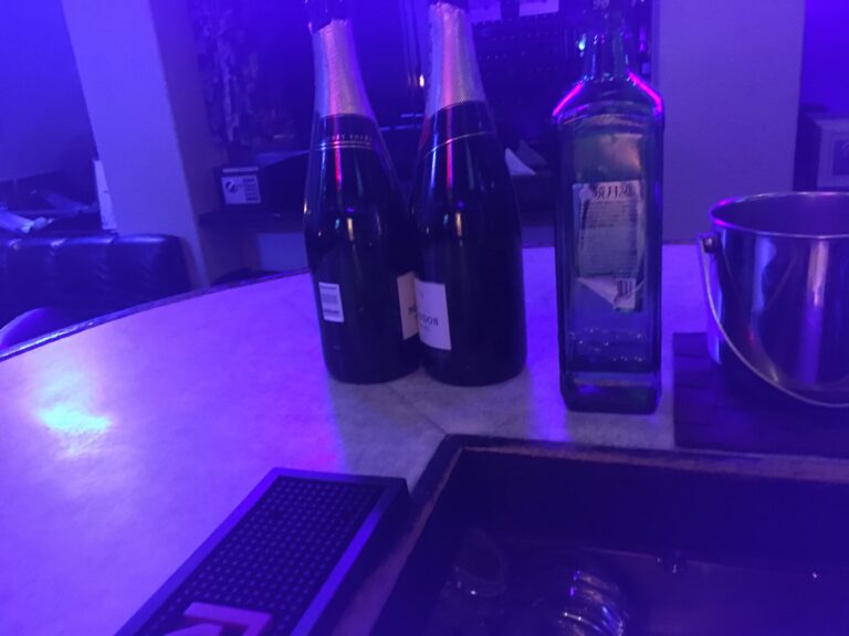 本日もありがとうございました🍾🍾🍾