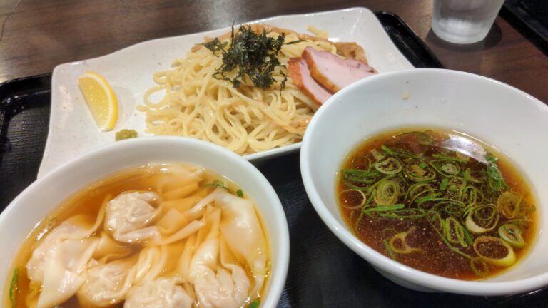 最近ここのラーメンはまってるんです🍜